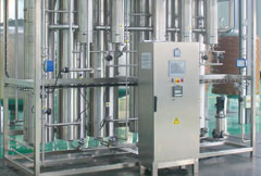 Multi effect distilled water machine